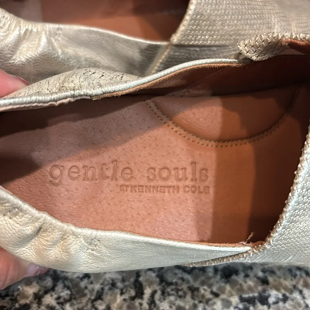 Gentle Souls Kenneth Cole Lara A-Line Sporty 2 Metallic Gold Espadrilles Size 8